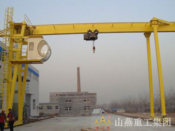 龍門(mén)起重機(jī)有哪些類(lèi)型？主要用途和特征是什么？